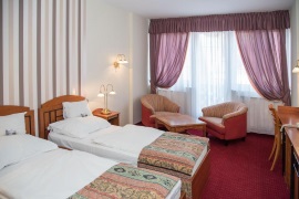 Отель ERZSEBET 3*, курорт Хевиз, Венгрия.